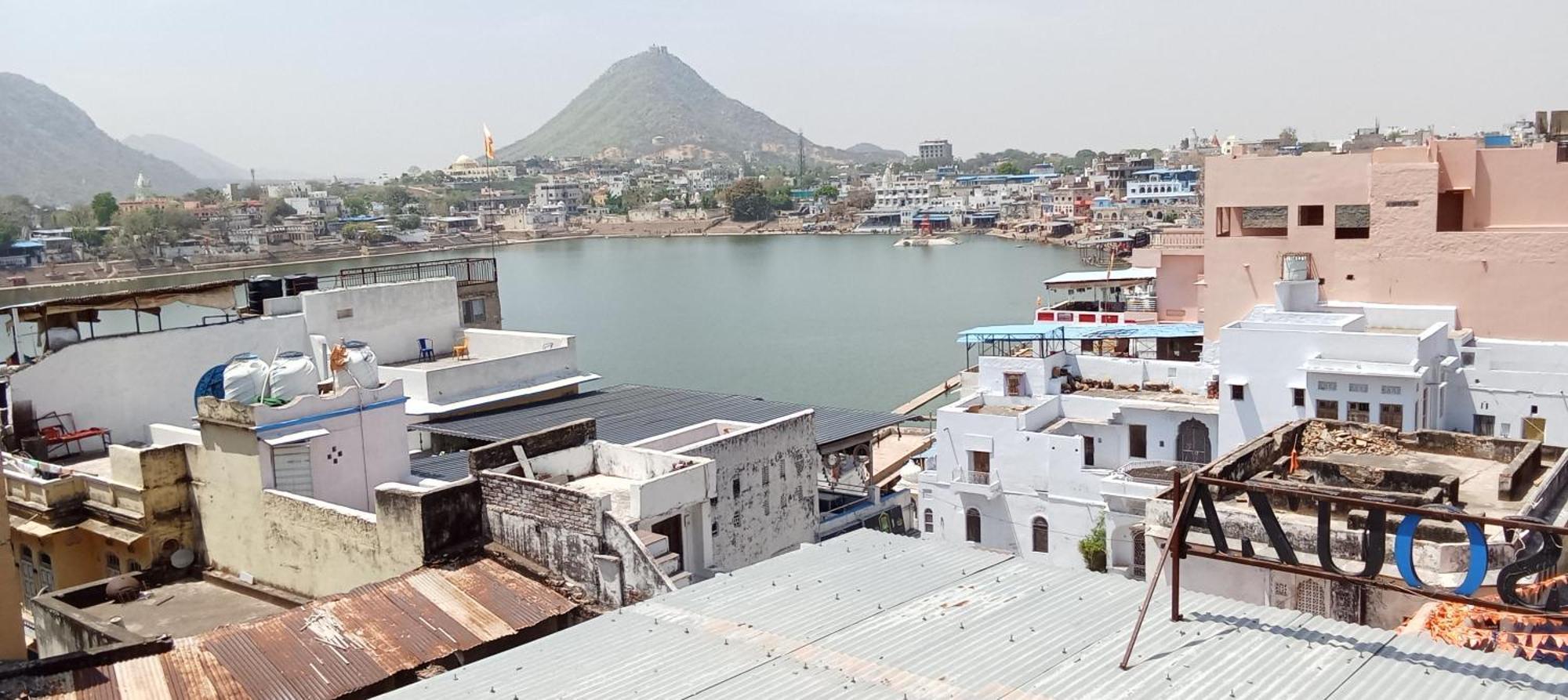 Hotel Nirvana Rooftop Pushkar Exterior photo