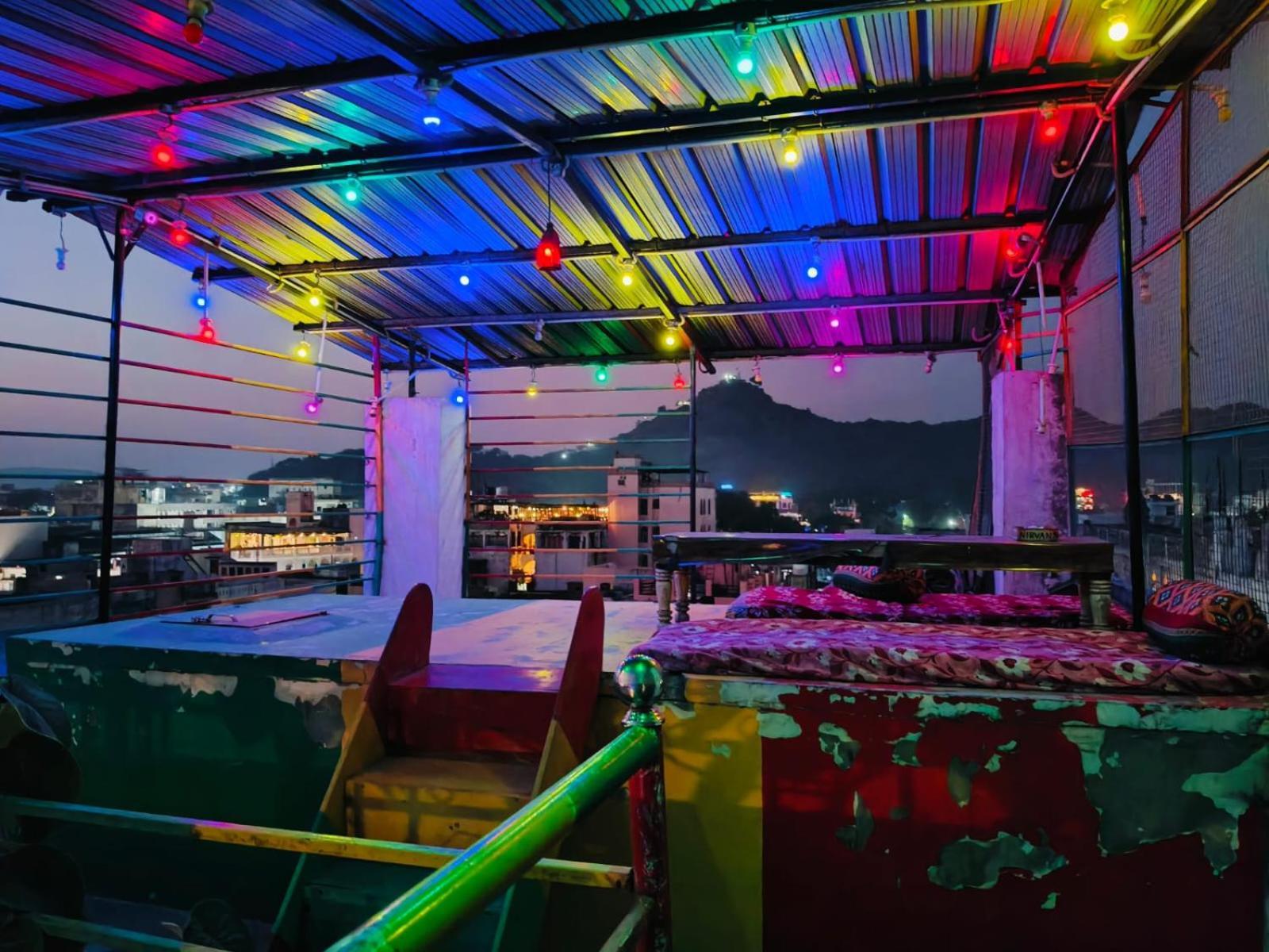 Hotel Nirvana Rooftop Pushkar Exterior photo